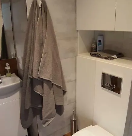 Modern Apartment *